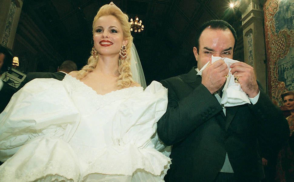 Relembre episódios bizarros que aconteceram em casamentos de famosos