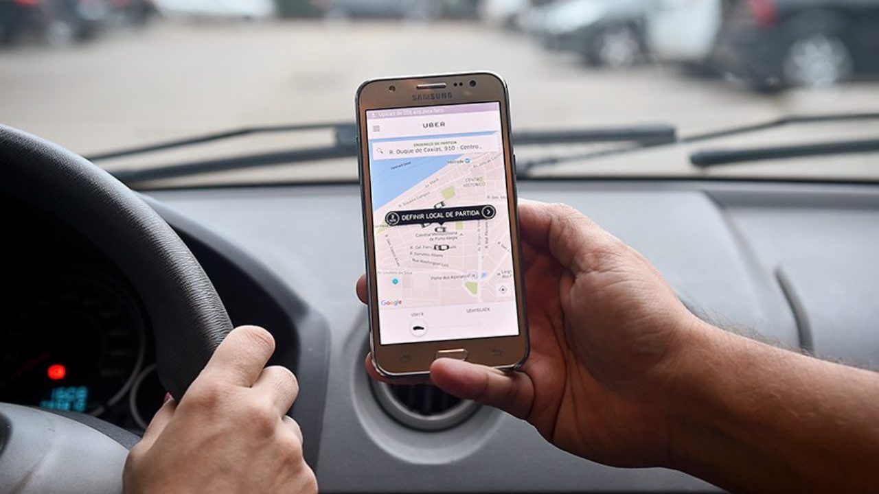 Conheça histórias engraçadas com motoristas Uber